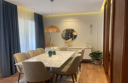 شقة - 2 غرف نوم - 2 حمامات للبيع في فيلدج جيت - المستثمرين الجنوبية - مدينة القاهرة الجديدة - القاهرة