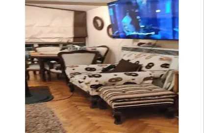 Apartment - 3 Bedrooms - 2 Bathrooms for sale in Gameat Al Dewal Al Arabeya St. - Mohandessin - Giza