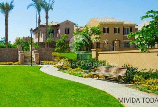 8069977 - Property Image 2