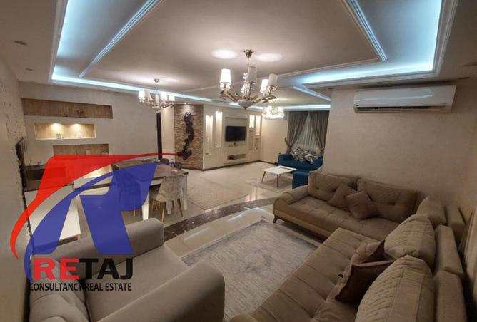 8205176 - Property Image 2