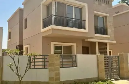 Villa - 3 Bedrooms - 4 Bathrooms for sale in District 5 - 5th Settlement Compounds - The 5th Settlement - New Cairo City - Cairo