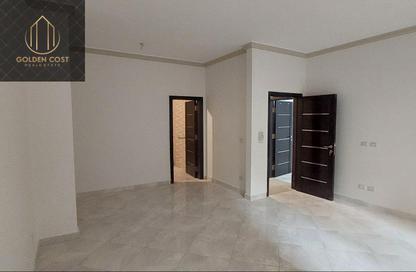 Apartment - 3 Bedrooms - 2 Bathrooms for rent in Abdel Hameed Gouda Al Sahar St. - El Banafseg 5 - El Banafseg - New Cairo City - Cairo