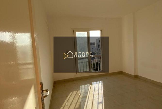 8176424 - Property Image 3