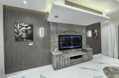Villa - 7 Bedrooms - 6 Bathrooms for sale in Hyde Park - 5th Settlement Compounds - The 5th Settlement - New Cairo City - Cairo