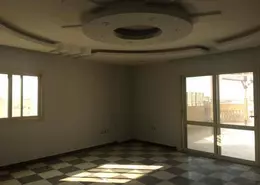 شقة - 3 غرف نوم - 2 حمامات للبيع في المنطقة الثامنة - مدينة الشروق - القاهرة