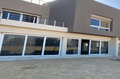 Villa - 4 Bedrooms - 3 Bathrooms for sale in Etapa - Sheikh Zayed Compounds - Sheikh Zayed City - Giza