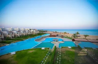 Chalet - 2 Bedrooms - 2 Bathrooms for sale in Blue Blue - Al Ain Al Sokhna - Suez