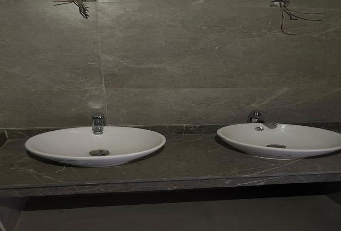 8211866 - Property Image 2