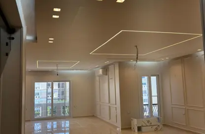 iVilla - 5 Bedrooms - 4 Bathrooms for rent in Mountain View Hyde Park - 5th Settlement Compounds - The 5th Settlement - New Cairo City - Cairo