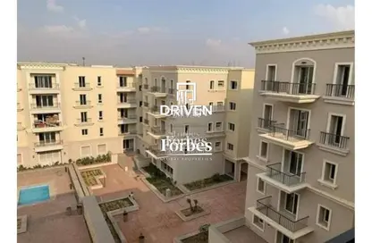 Apartment - 3 Bedrooms - 3 Bathrooms for sale in Village West - Sheikh Zayed Compounds - Sheikh Zayed City - Giza