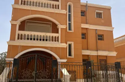 Apartment - 5 Bedrooms - 4 Bathrooms for sale in Stella Heliopolis - Cairo - Ismailia Desert Road - Cairo