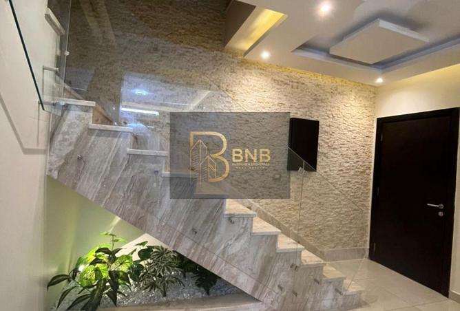 8304237 - Property Image 3