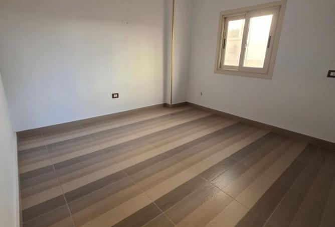 8241721 - Property Image 2