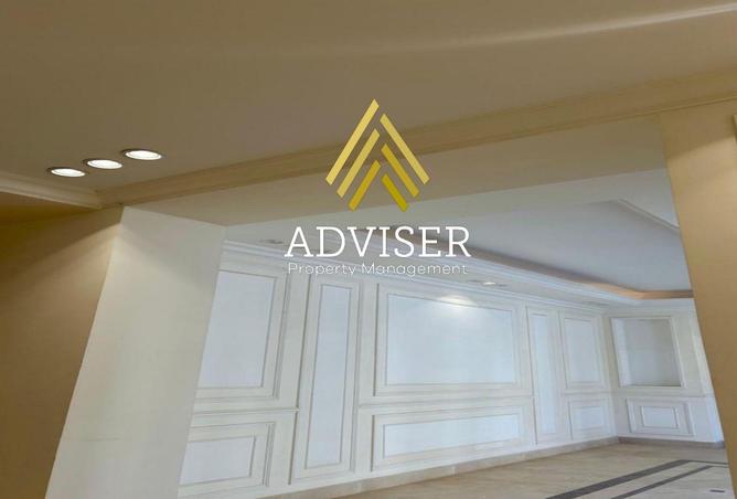 8073898 - Property Image 2