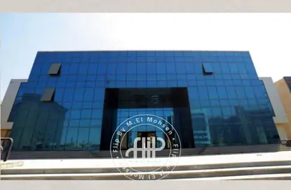 بناية كاملة - استوديو - 8 حمامات للبيع في شارع التسعين - التجمع الخامس - مدينة القاهرة الجديدة - القاهرة