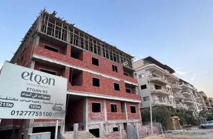 Apartment - 3 Bedrooms - 3 Bathrooms for sale in Al Hadaba Al Olya - Mokattam - Cairo