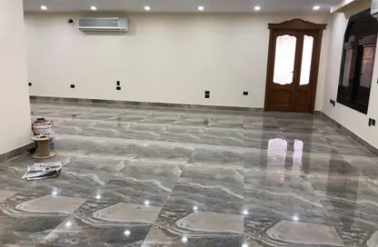 مساحات مكتبية - استوديو - 5 حمامات للايجار في شارع الميرغني - ارض الجولف - مصر الجديدة - القاهرة