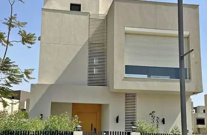 Villa - 4 Bedrooms - 3 Bathrooms for sale in Stone Park - 5th Settlement Compounds - The 5th Settlement - New Cairo City - Cairo