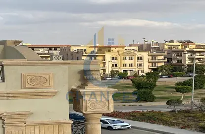 سطح - 2 غرف نوم - 1 حمام للبيع في شارع مصعب بن عمير - المنطقة ه - حى جنوب الاكايمية - مدينة القاهرة الجديدة - القاهرة
