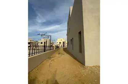 فيلا - 4 غرف نوم - 4 حمامات للبيع في أو ويست - كمبوندات 6 أكتوبر - مدينة 6 أكتوبر - الجيزة
