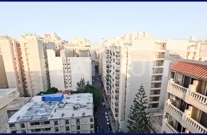 شقة - 3 غرف نوم - 2 حمامات للبيع في شارع مسجد ناصر - سموحة - حي شرق - الاسكندرية