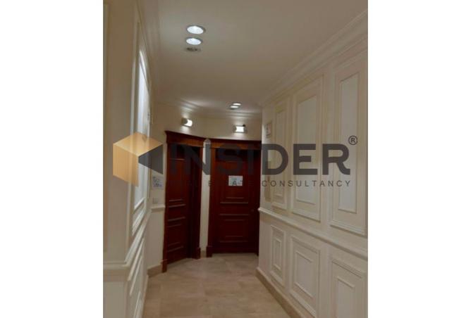 8046030 - Property Image 2