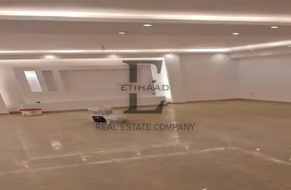Apartment - 3 Bedrooms - 2 Bathrooms for sale in Ismail Al Kabbany St. - Manteqet Al Cinema - Nasr City - Cairo