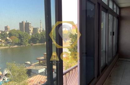 Apartment - 3 Bedrooms - 2 Bathrooms for sale in Abou Al Feda St. - Zamalek - Cairo