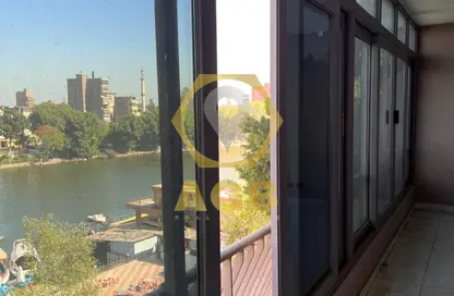 Apartment - 3 Bedrooms - 2 Bathrooms for sale in Abou Al Feda St. - Zamalek - Cairo