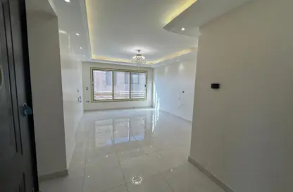 شقة - 3 غرف نوم - 1 حمام للبيع في عمارات الاندلس - حى الاندلس - مدينة القاهرة الجديدة - القاهرة