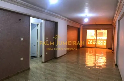 Apartment - 3 Bedrooms - 1 Bathroom for sale in Smouha - Hay Sharq - Alexandria