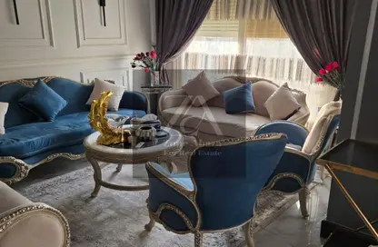 Apartment - 3 Bedrooms - 3 Bathrooms for rent in Stone Residence - 5th Settlement Compounds - The 5th Settlement - New Cairo City - Cairo