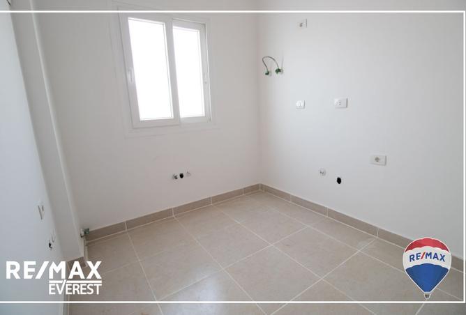 8380114 - Property Image 3