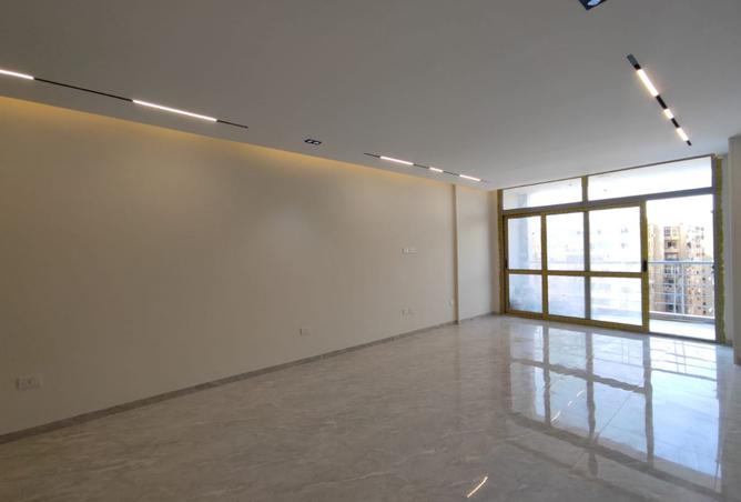 8185627 - الصورة الرئيسية للعقار