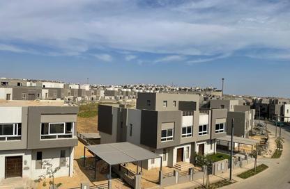 Villa - 4 Bedrooms - 4 Bathrooms for sale in Etapa - Sheikh Zayed Compounds - Sheikh Zayed City - Giza