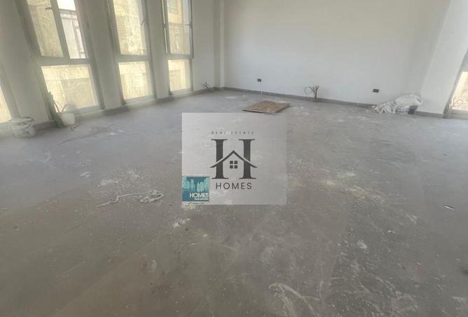 8128904 - Property Main Image