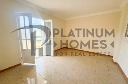 Duplex - 6 Bedrooms - 4 Bathrooms for sale in El Asafra Bahary - Asafra - Hay Than El Montazah - Alexandria