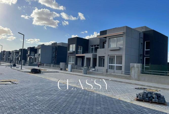 8243818 - Property Image 3