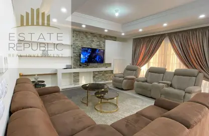 Villa - 3 Bedrooms - 3 Bathrooms for rent in El Rehab Extension - Al Rehab - New Cairo City - Cairo