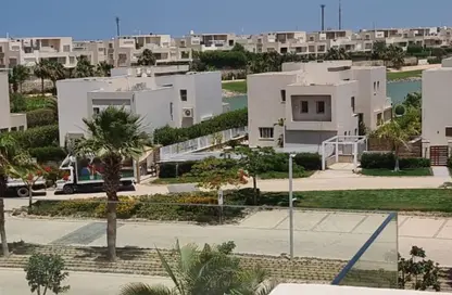 شاليه - 3 غرف نوم - 4 حمامات للايجار في هاسييندا باي - سيدي عبد الرحمن - الساحل الشمالي