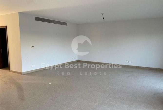 8070866 - Property Image 3
