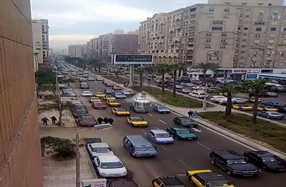 محل تجاري - استوديو - 1 حمام للايجار في شارع محمد فوزي معاذ - سموحة - حي شرق - الاسكندرية