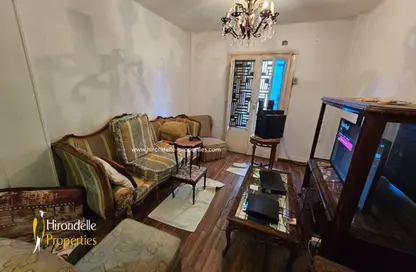 Apartment - 2 Bedrooms - 1 Bathroom for sale in Sarayat Al Maadi - Hay El Maadi - Cairo
