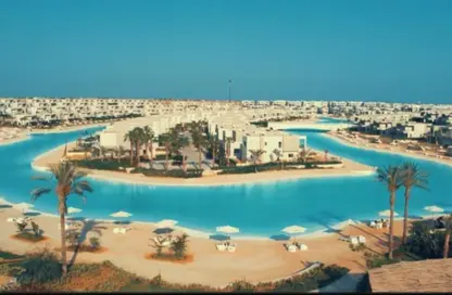 شاليه - 3 غرف نوم - 3 حمامات للبيع في ازها الساحل الشمالي - راس الحكمة - الساحل الشمالي