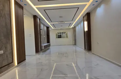 شقة - 3 غرف نوم - 2 حمامات للبيع في البوابة الثالثة القديمة - خفرع - حدائق الاهرام - الجيزة