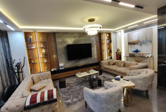 8413279 - Property Image 3