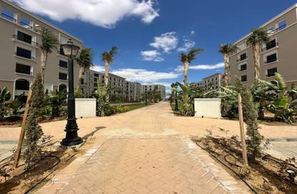 Duplex - 4 Bedrooms - 5 Bathrooms for sale in Village West - Sheikh Zayed Compounds - Sheikh Zayed City - Giza