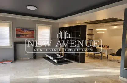 Villa - 3 Bedrooms - 5 Bathrooms for sale in Mivida - 5th Settlement Compounds - The 5th Settlement - New Cairo City - Cairo