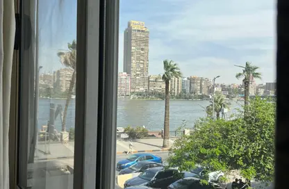 Apartment - 3 Bedrooms - 2 Bathrooms for rent in Nile St. - Dokki - Giza
