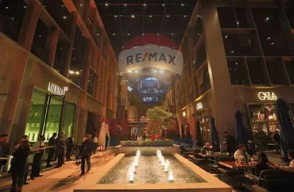 مساحات مكتبية - استوديو - 2 حمامات للايجار في 5 اي لواترواي - الطريق الدائري - التجمع الخامس - مدينة القاهرة الجديدة - القاهرة